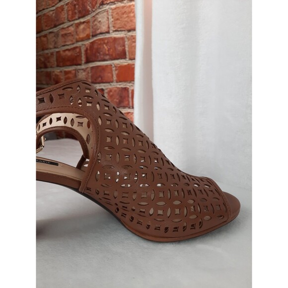 Alex Marie Brown Size 10 Cutout, Open Toe Slingback Sandals - Picture 5 of 15